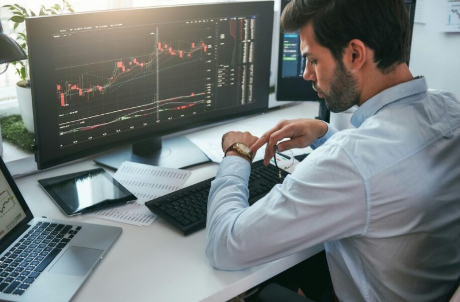 measuring-risk-in-copy-based-strategies:-what-metrics-go-beyond-returns